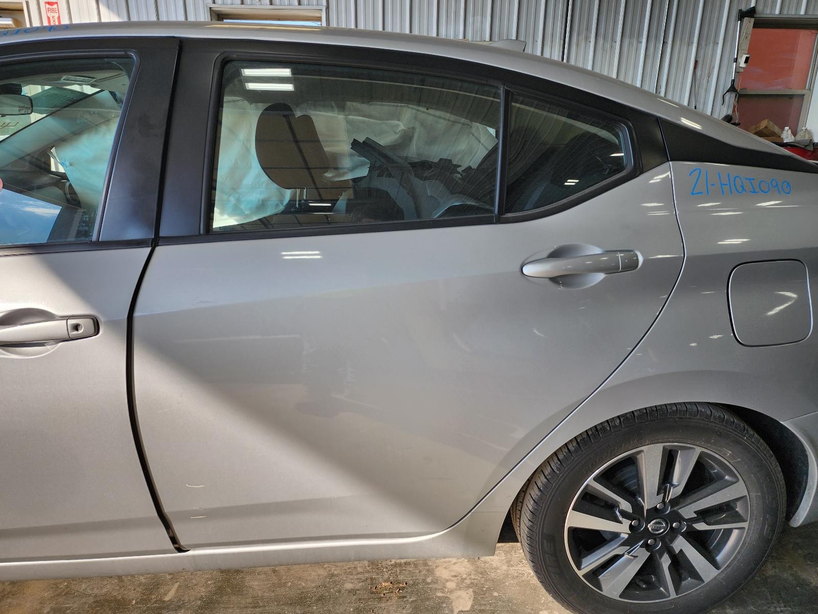 Used Rear Left Door Assembly Rear Side fits: 2021 Nissan Versa electric Rear Lef