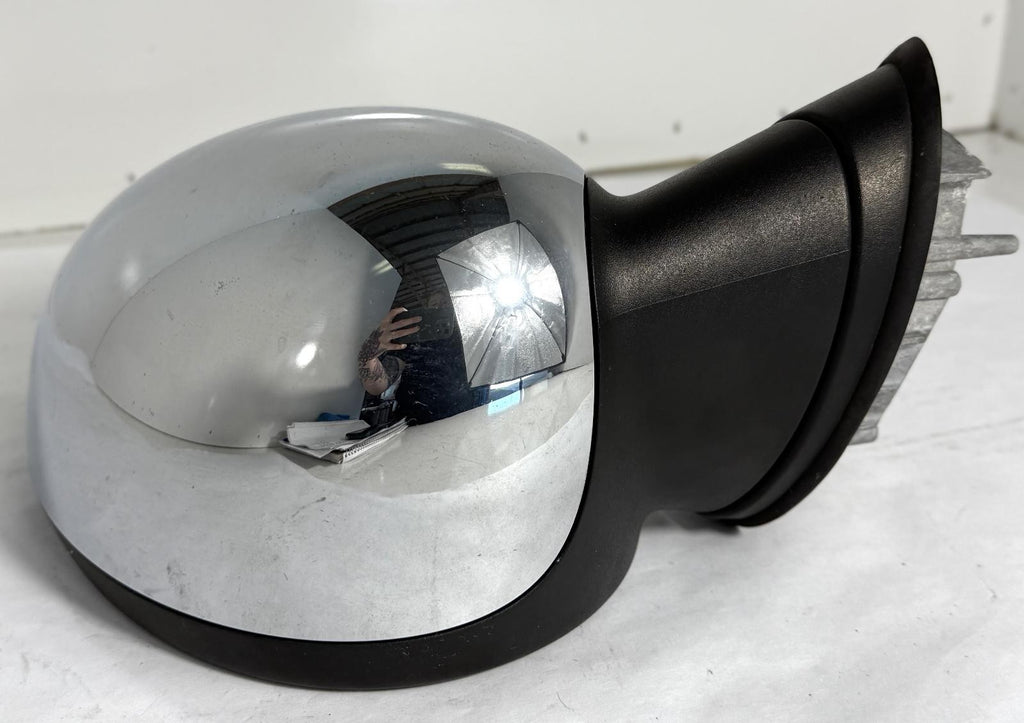 Used Left Door Mirror fits: 2010 Mini Clubman Power HT power folding chrome cove
