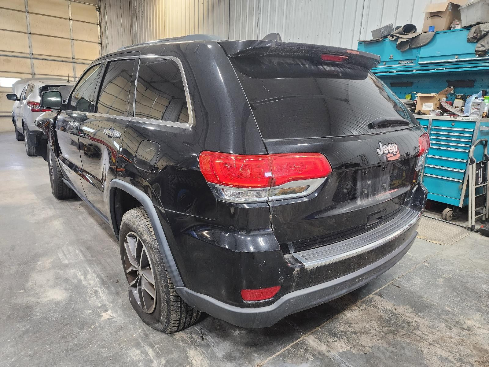 Used A/C Selector Switch fits: 2017 Jeep Grand cherokee temperature control dual