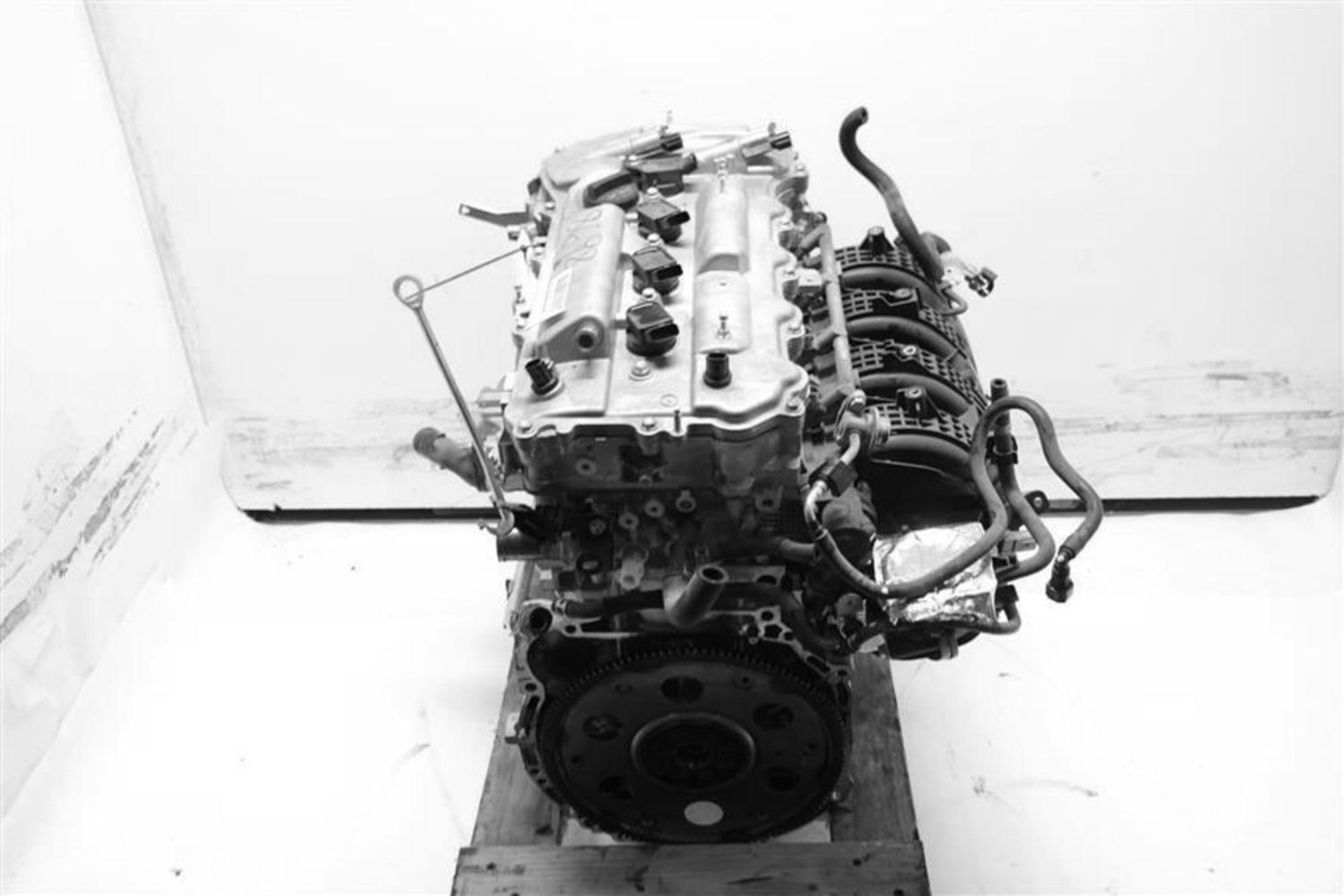 Used Engine Complete Assembly fits: 2017 Toyota Rav4 gasoline 2.5L VIN F 5th dig