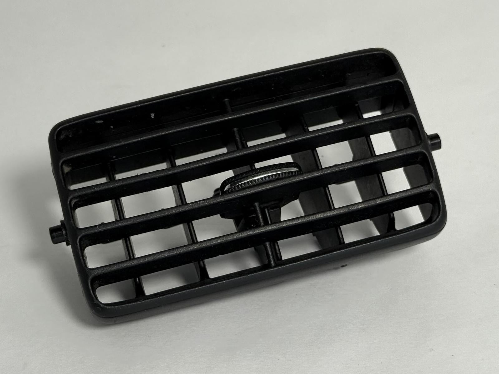 2002-2006 LEXUS ES330 HEATER AC CENTER DASH AIR VENT OEM