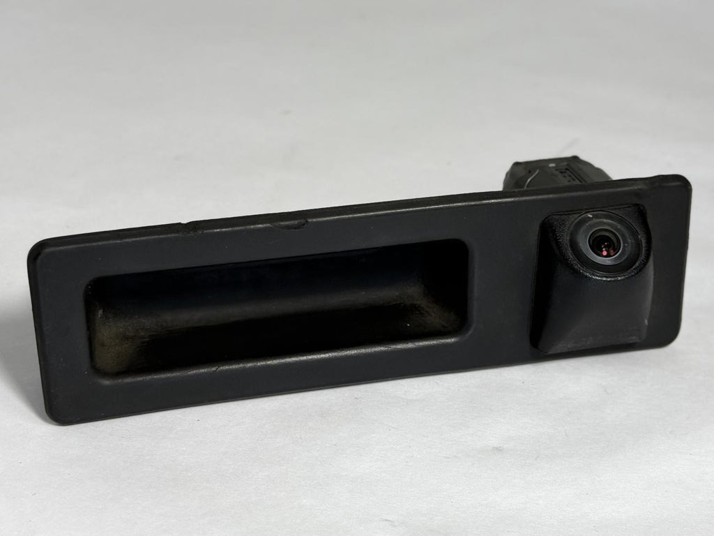2011-2014 BMW X3 BACKUP REAR VIEW CAMERA W/ TRUNK LID HANDLE OEM