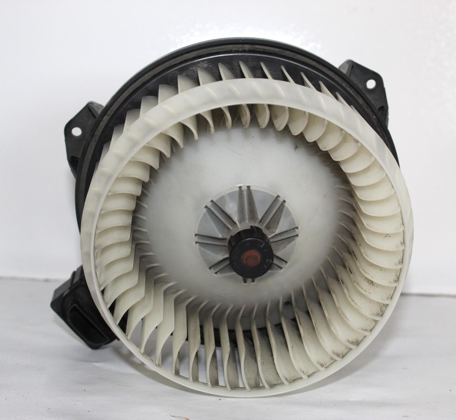 Used HVAC Blower Motor fits: 2010 Dodge 1500 PICKUP w/o dual zone control Grade