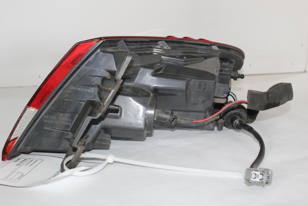 CHRYSLER 200 L Taillight (Sdn), quarter panel mounted, L. 15 16