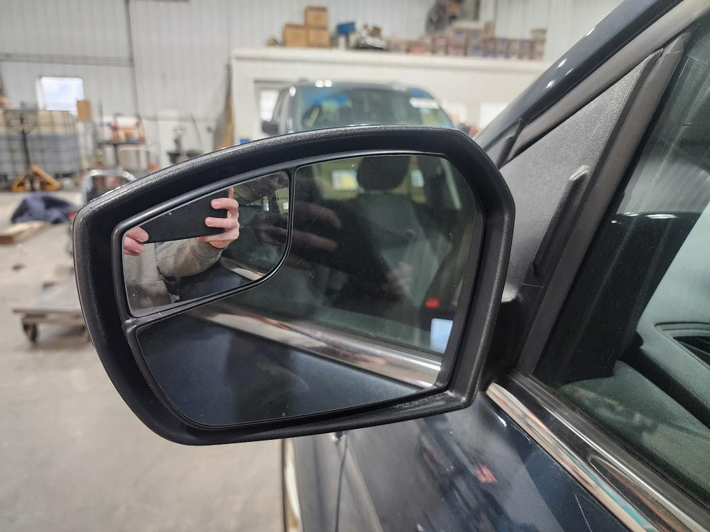 Used Left Door Mirror fits: 2019 Ford Escape w/o blind spot alert painted cap no