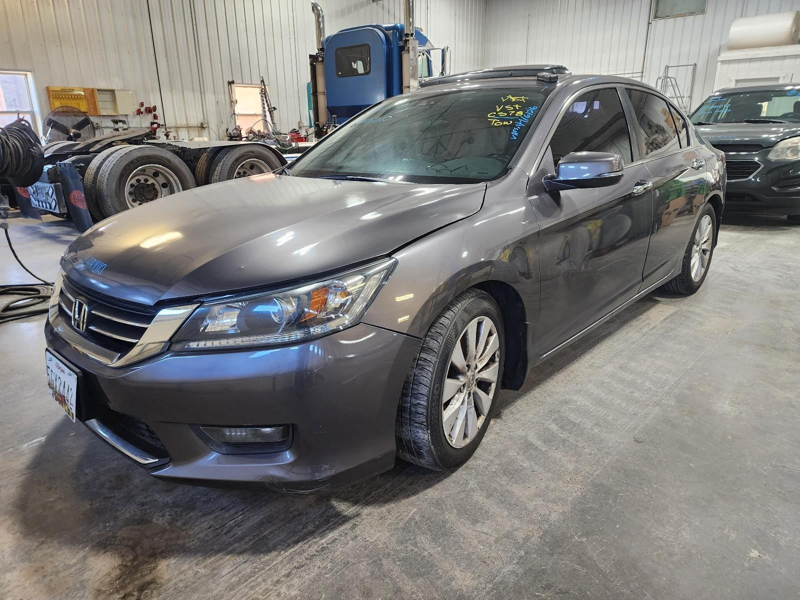 Used Rear Left Door Window Regulator Rear fits: 2014 Honda Accord electric Rear
