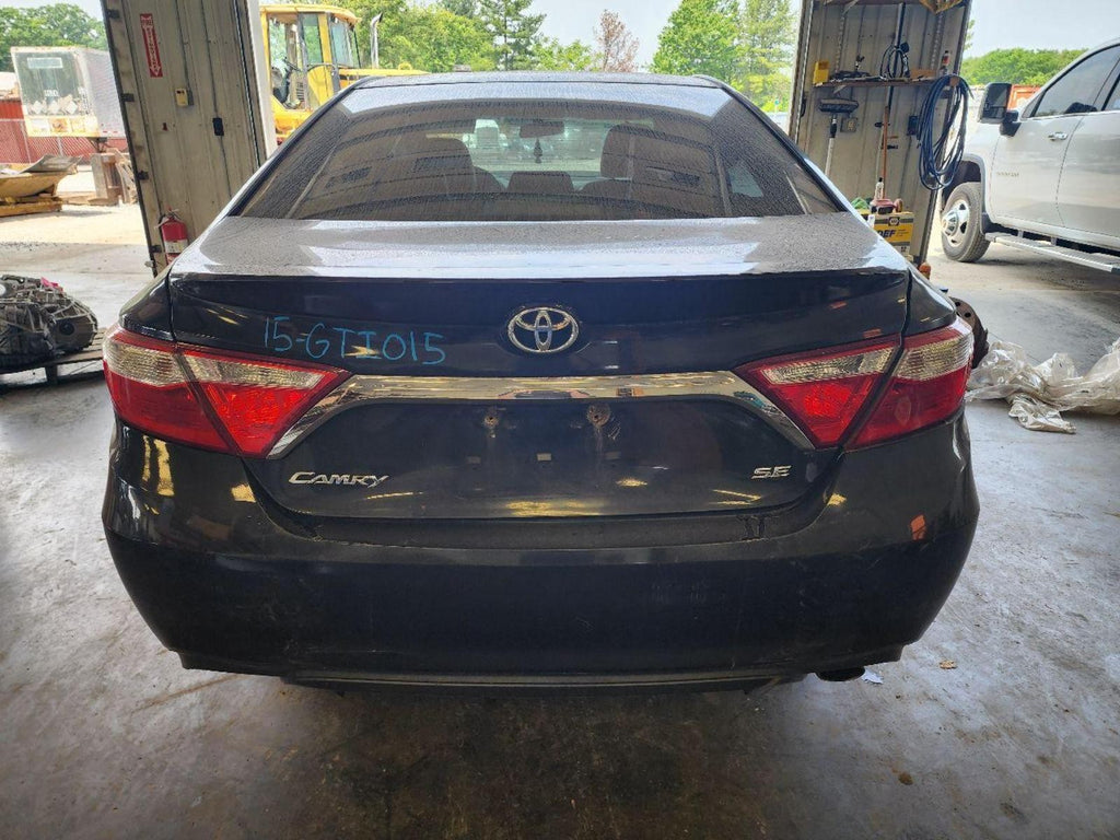 TOYOTA CAMRY R Taillight decklid mounted, R. 15