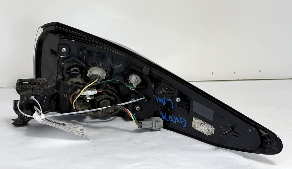 2016-2018 NISSAN MURANO TAILLIGHT LEFT DRIVER SIDE OEM 