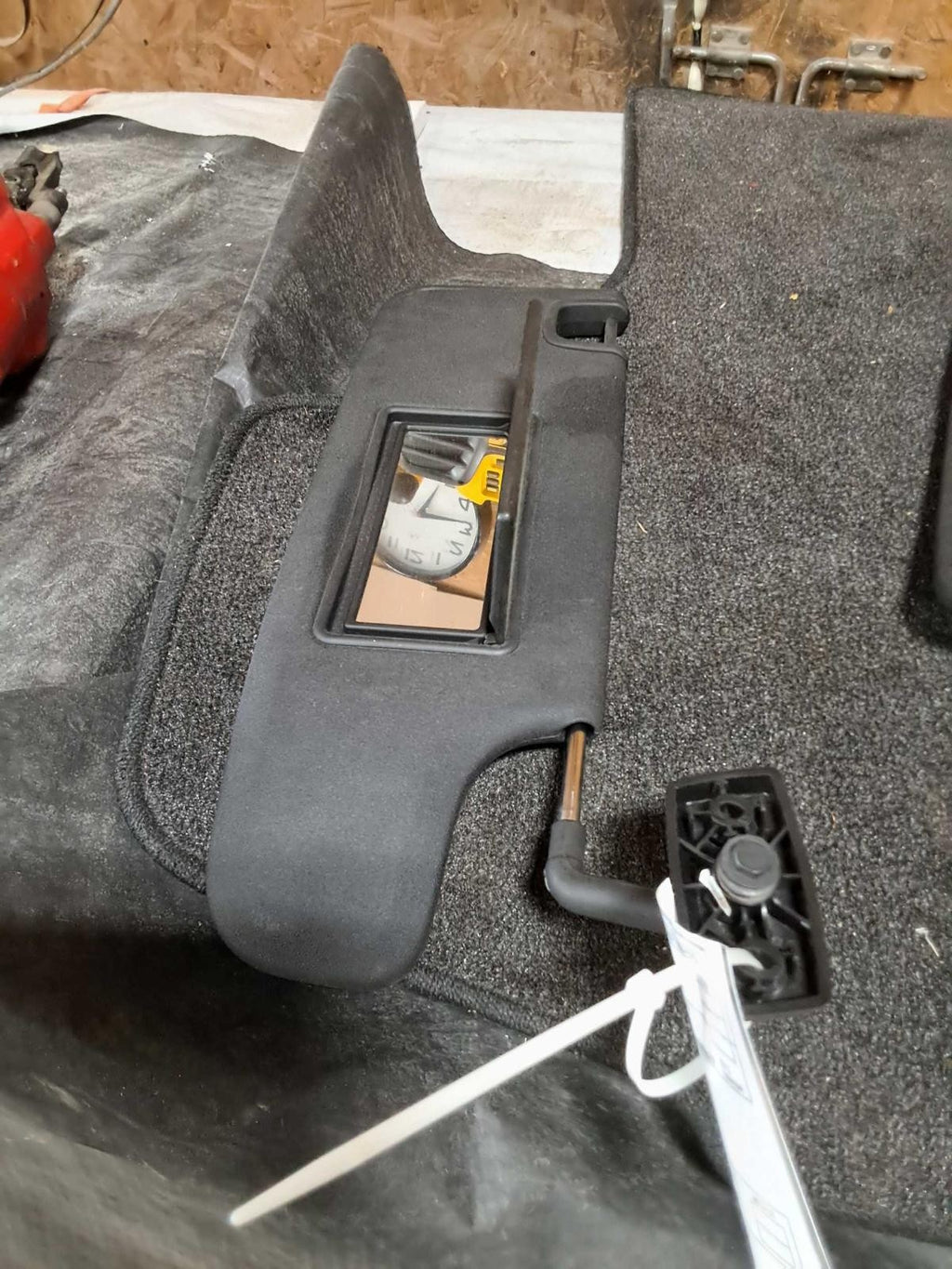 Used Right Sun Visor fits: 2016 Jeep Wrangler Right Grade A