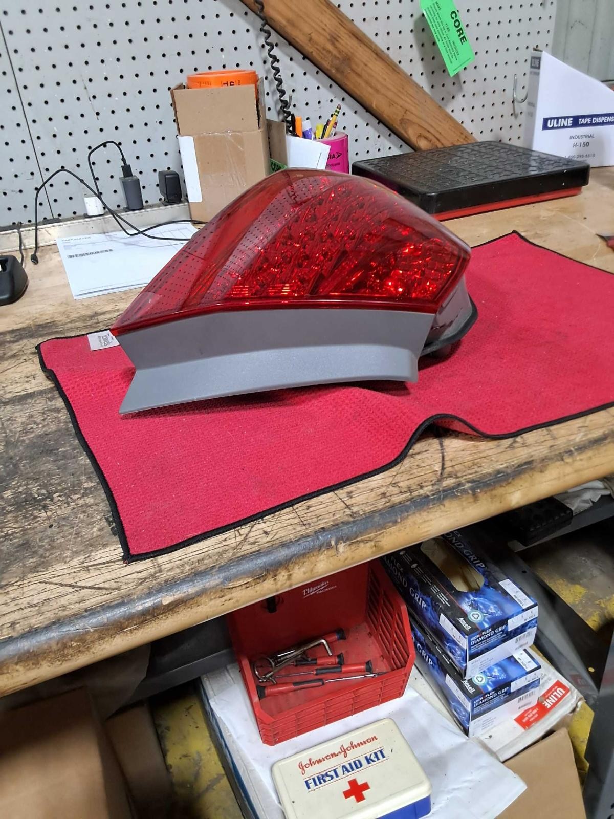 Used Left Tail Light Assembly fits: 2007 Honda Accord Sdn VIN M 5th digit Left G