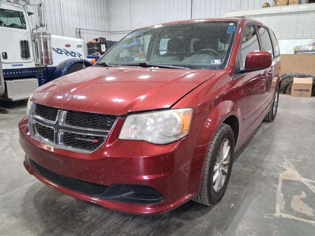 Used Air Cleaner Assembly fits: 2014 Dodge Caravan  Grade A