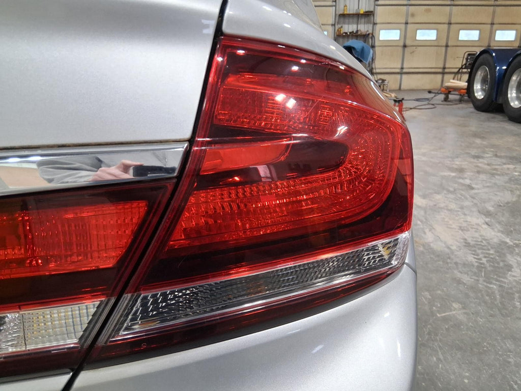 Used Right Tail Light Assembly fits: 2013 Honda Civic Sdn 1.8L quarter panel mou