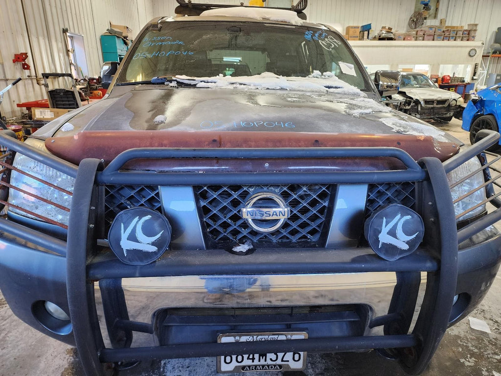 Used Right Door Mirror fits: 2005 Nissan Armada Power single arm mount w/o memor