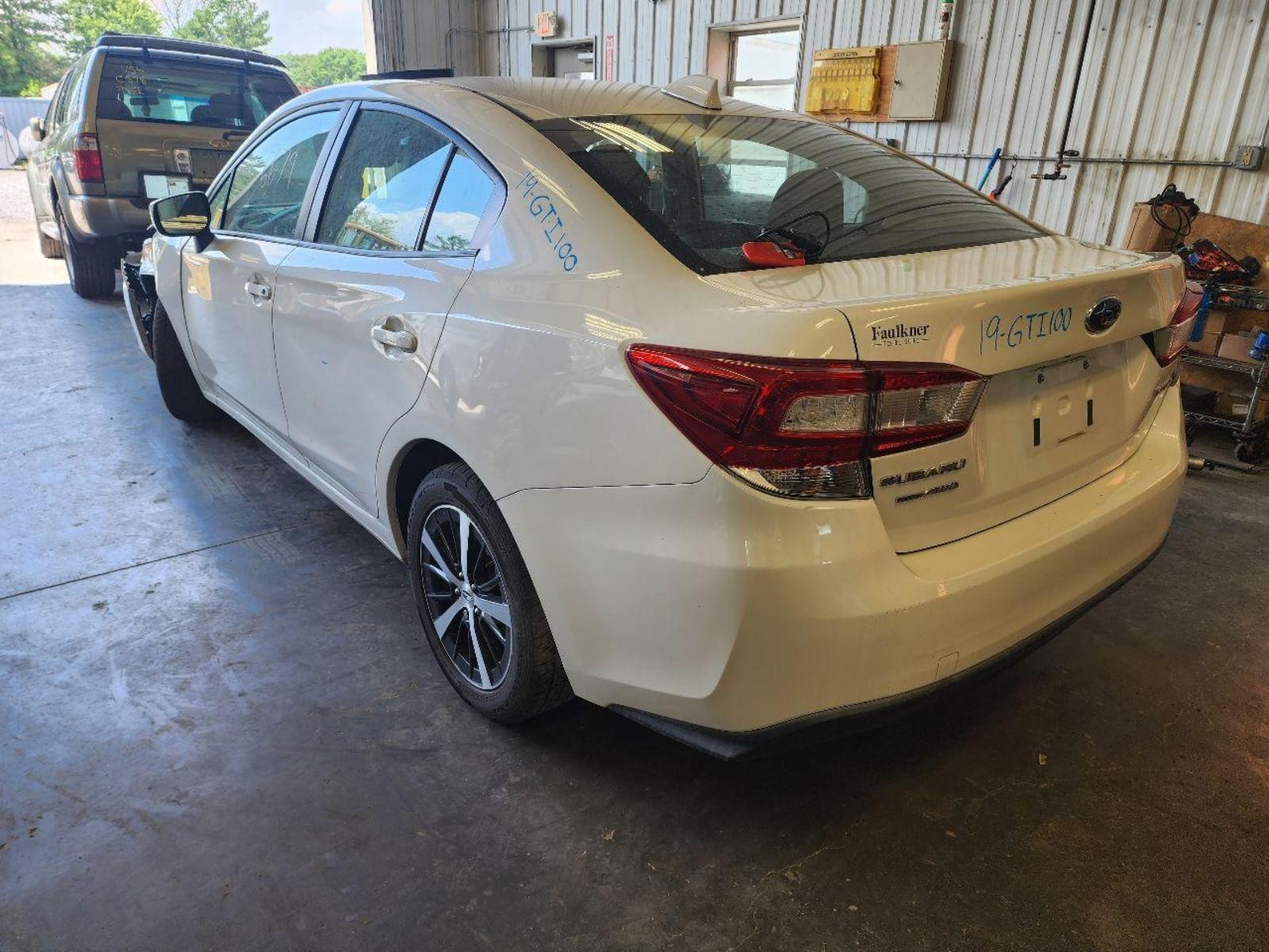 SUBARU IMPREZA L Front Door L. 19 20 21 22 23