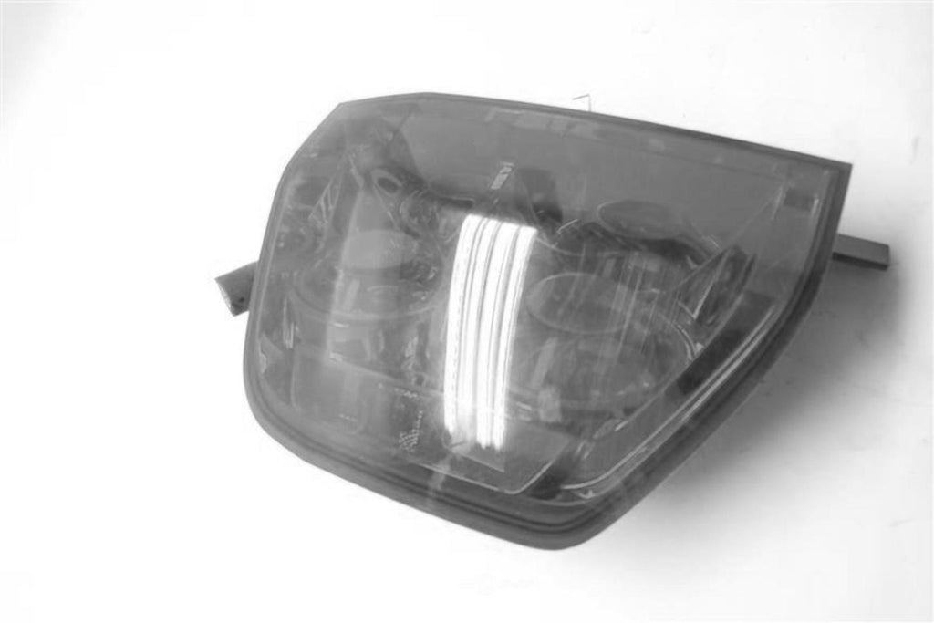 Used Left Tail Light Assembly fits: 2005 Honda Pilot Left Grade A