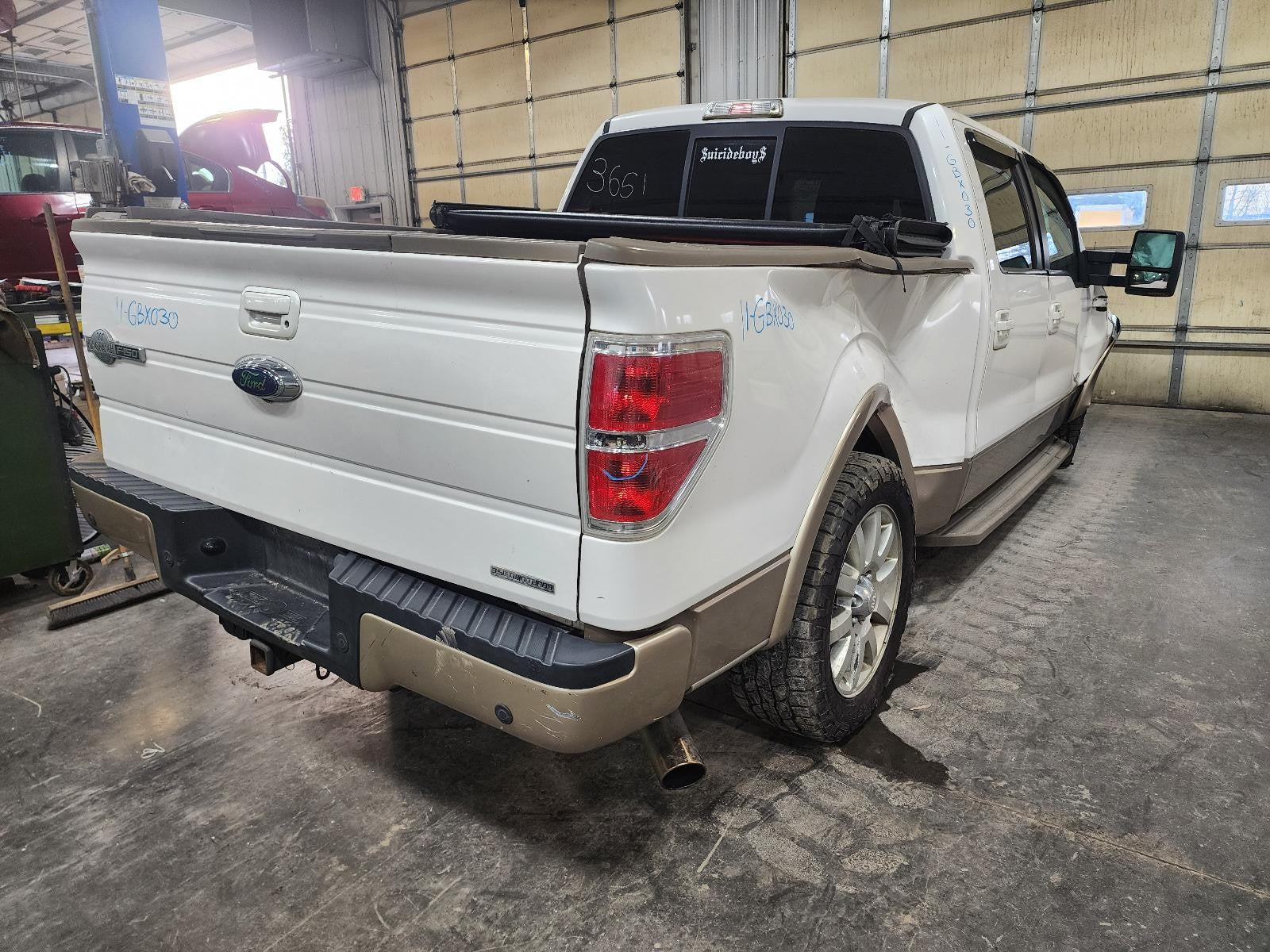 Used Left Sun Visor fits: 2011 Ford F150 PICKUP Crew Cab L. w/illumination w/gar