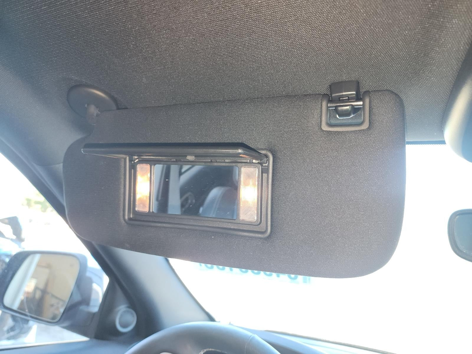 Used Left Sun Visor fits: 2017 Jeep Grand cherokee w/illumination Left Grade A