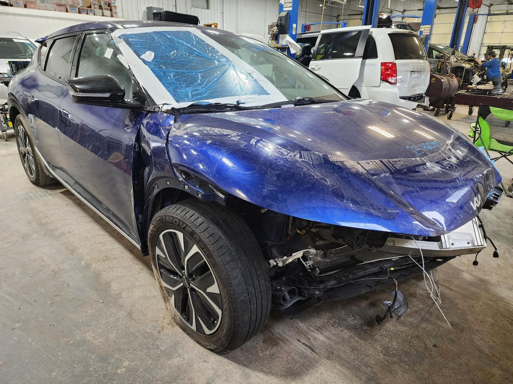 Used Wheel fits: 2023 Kia Ev6 19x7-1/2 alloy black inlay Grade A