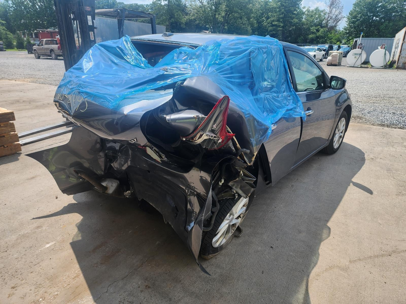 Used Front Right Suspension Strut fits: 2019 Nissan Sentra Front 1.8L Front Righ