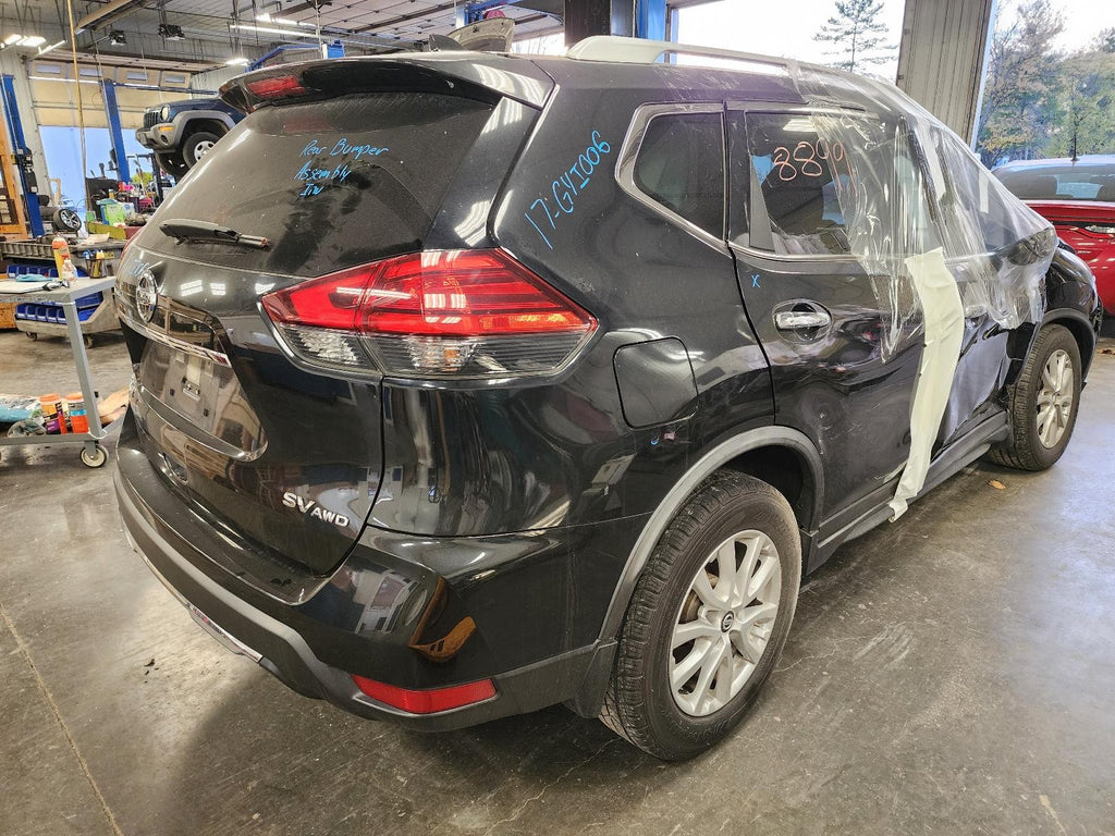 Used Rear Bumper Assembly Rear fits: 2017 Nissan Rogue VIN J 1st digit Japan bui