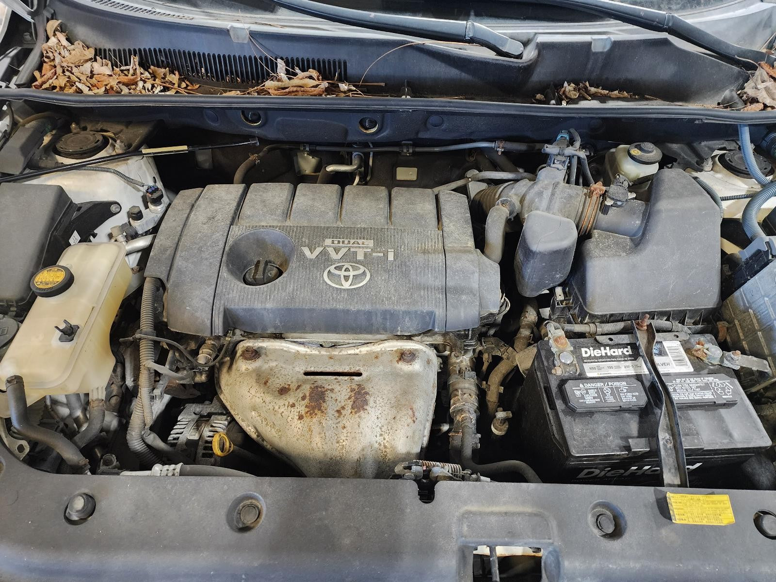 Used Engine Coolant Reservoir fits: 2009 Toyota Rav4  Grade A