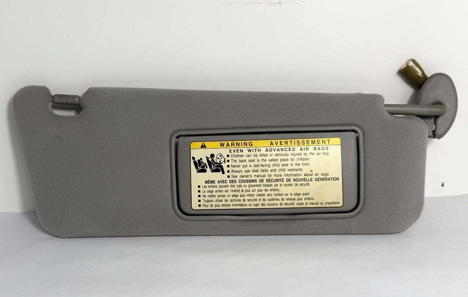 2005-2006 LEXUS ES330 SUN VISOR RIGHT PASSENGER SIDE OEM 