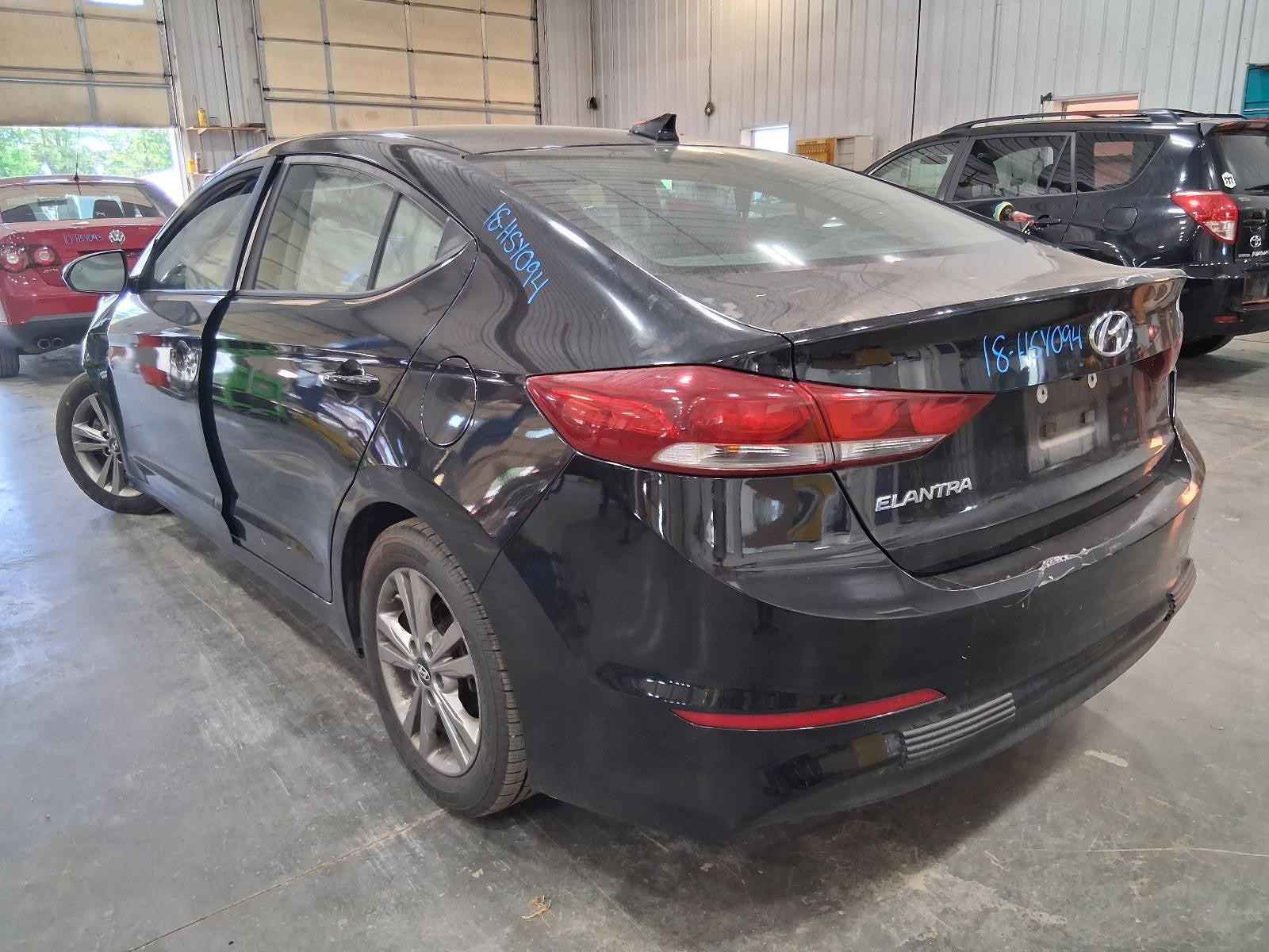 Used Windshield Wiper Motor fits: 2018 Hyundai Elantra Sedan Grade A