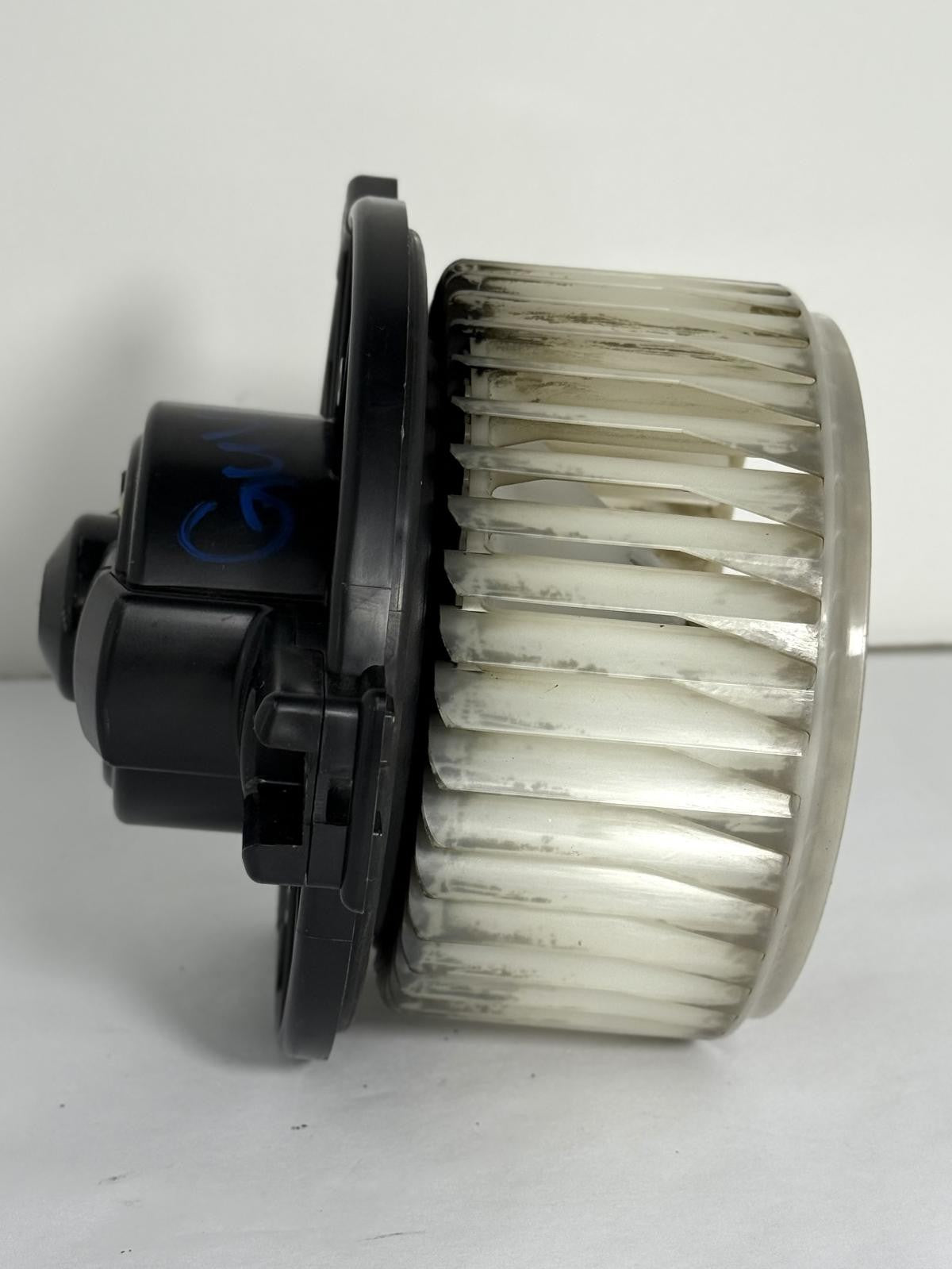Used HVAC Blower Motor fits: 2005 Lexus ES330  Grade A