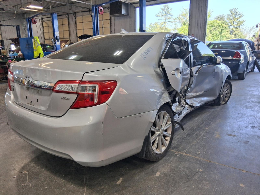 Used Windshield Wiper Motor fits: 2012 Toyota Camry  Grade A