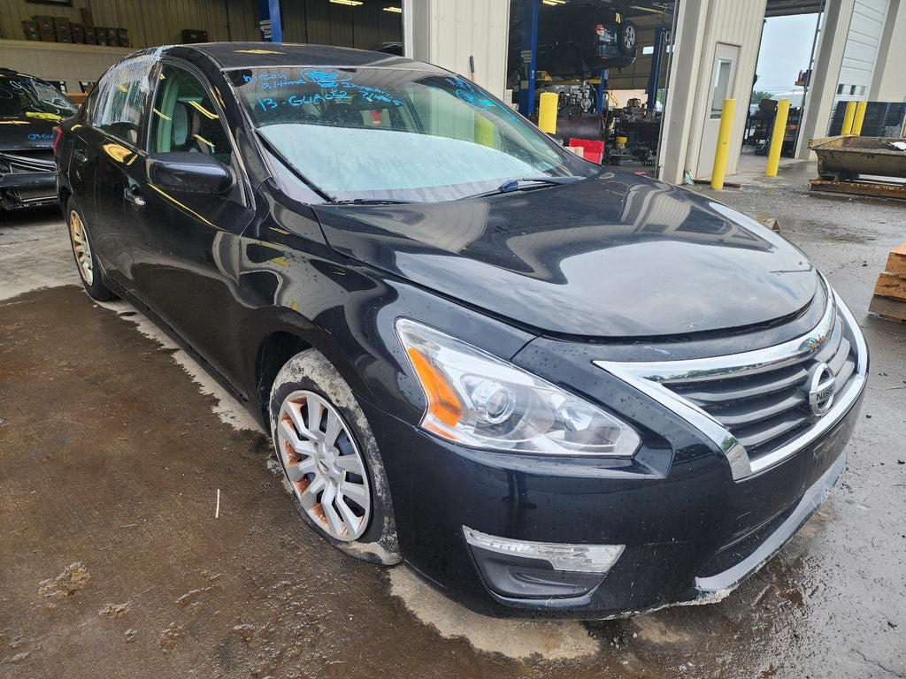 NISSAN ALTIMA R Headlamp Sdn, halogen, R. 13