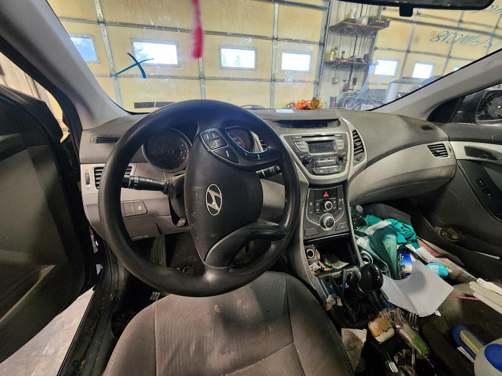 Used Starter Motor fits: 2016 Hyundai Elantra US built 2.0L ID 361002E551 Grade