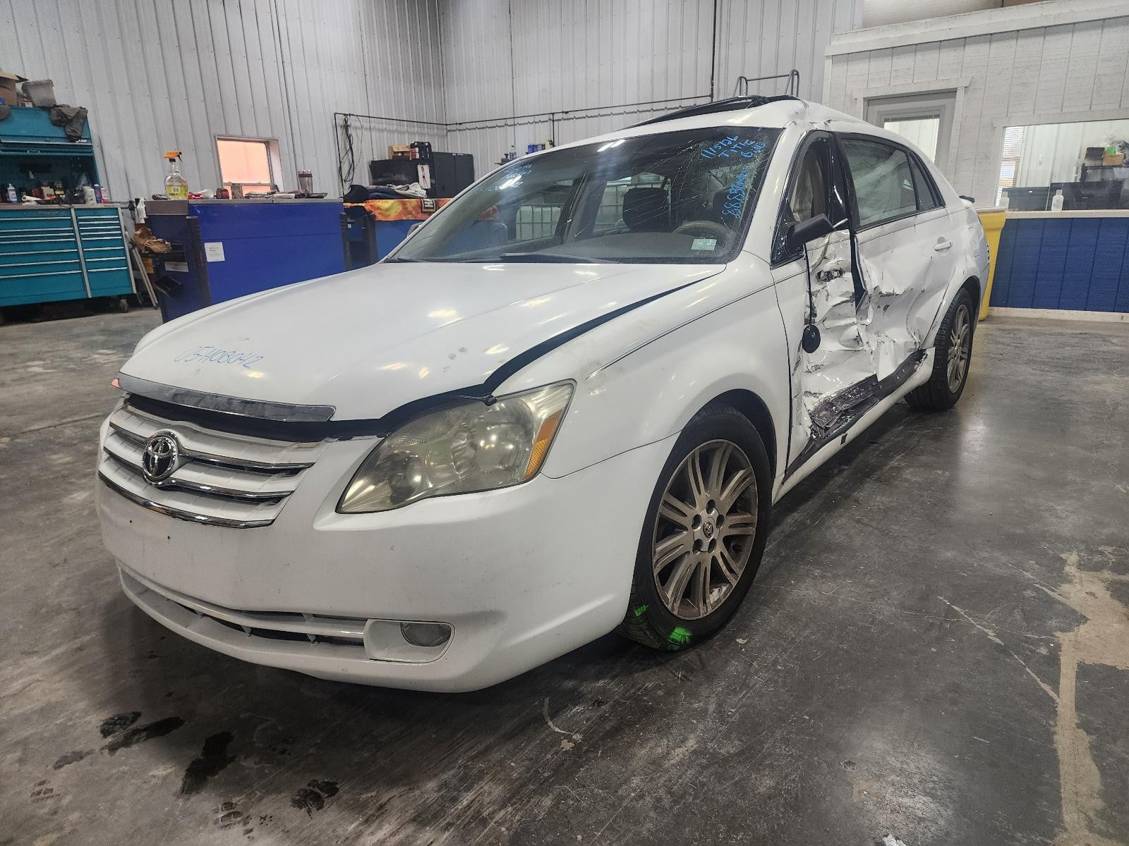 Used Alternator fits: 2005 Toyota Avalon 100 amp Grade A