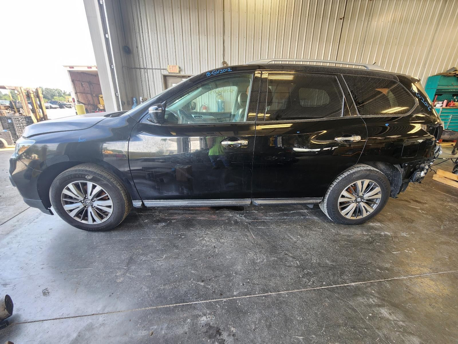 Used Engine Coolant Reservoir fits: 2018 Nissan Pathfinder  Grade A