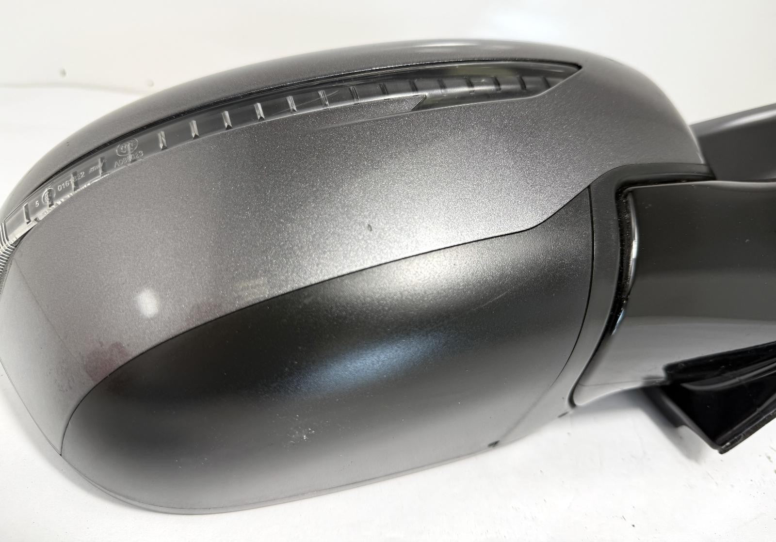 Used Right Door Mirror fits: 2020 Nissan Pathfinder power w/o camera non-heated