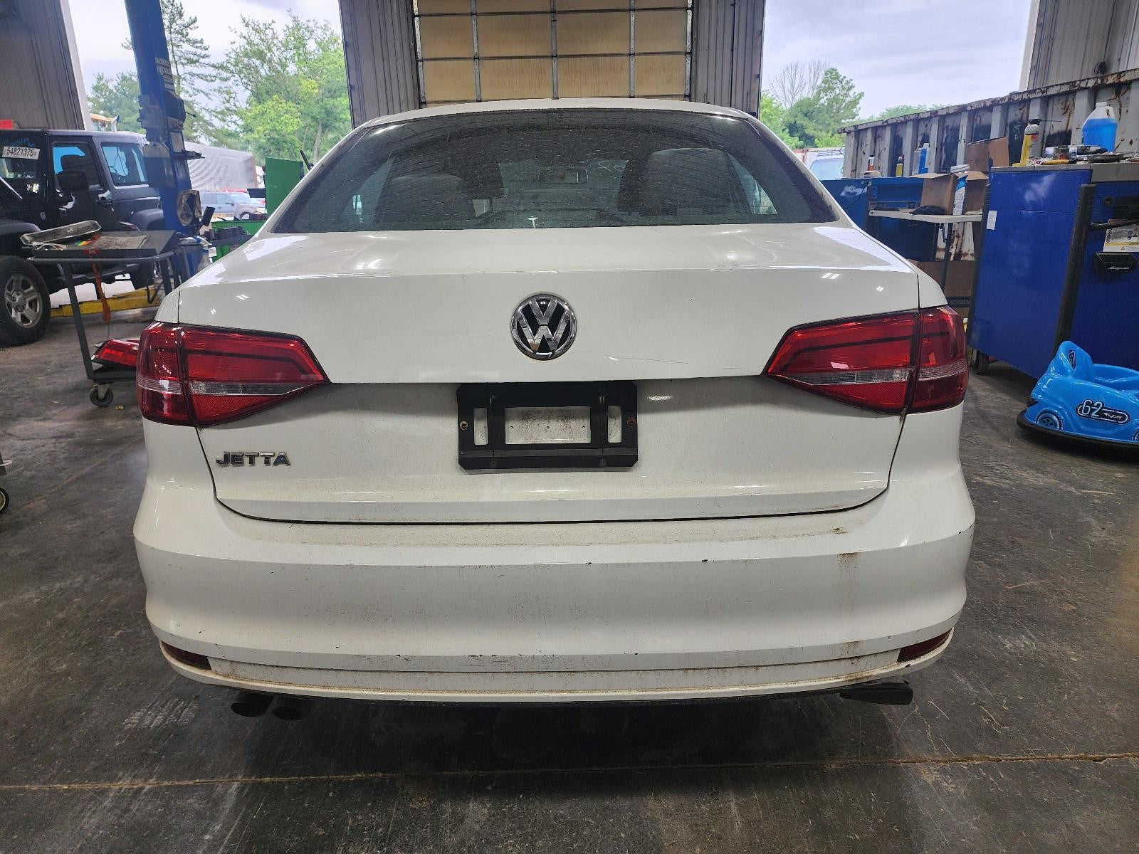 Used Right Door Mirror fits: 2015 Volkswagen Jetta power manual folding heated w