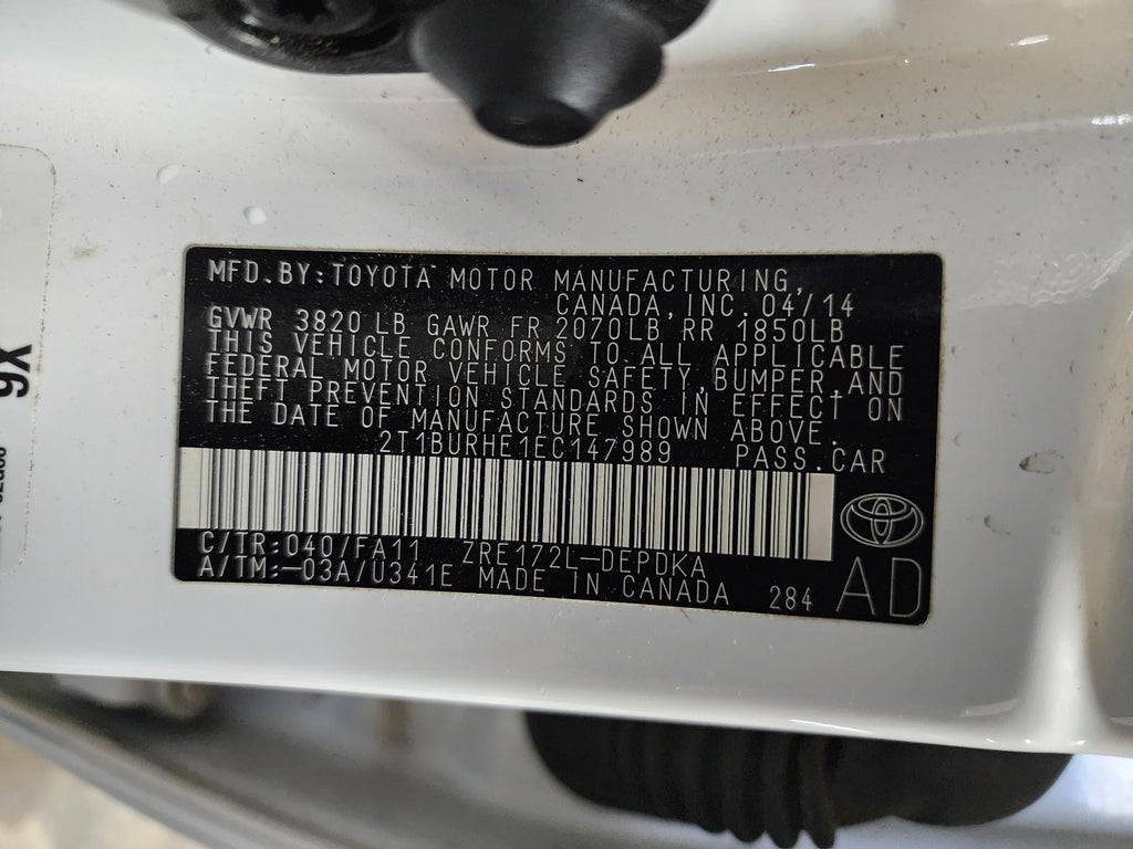 Used Front Right Seat Front fits: 2014 Toyota Corolla bucket air bag manual clot