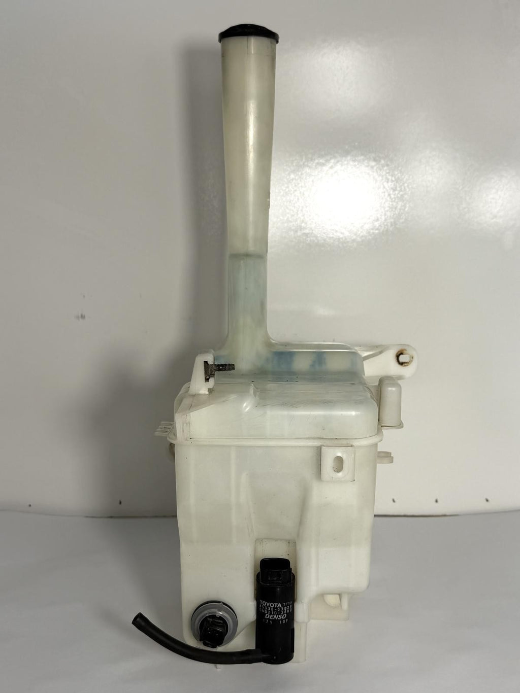 Used Washer Fluid Reservoir fits: 2005 Lexus ES330 Japan built Grade A