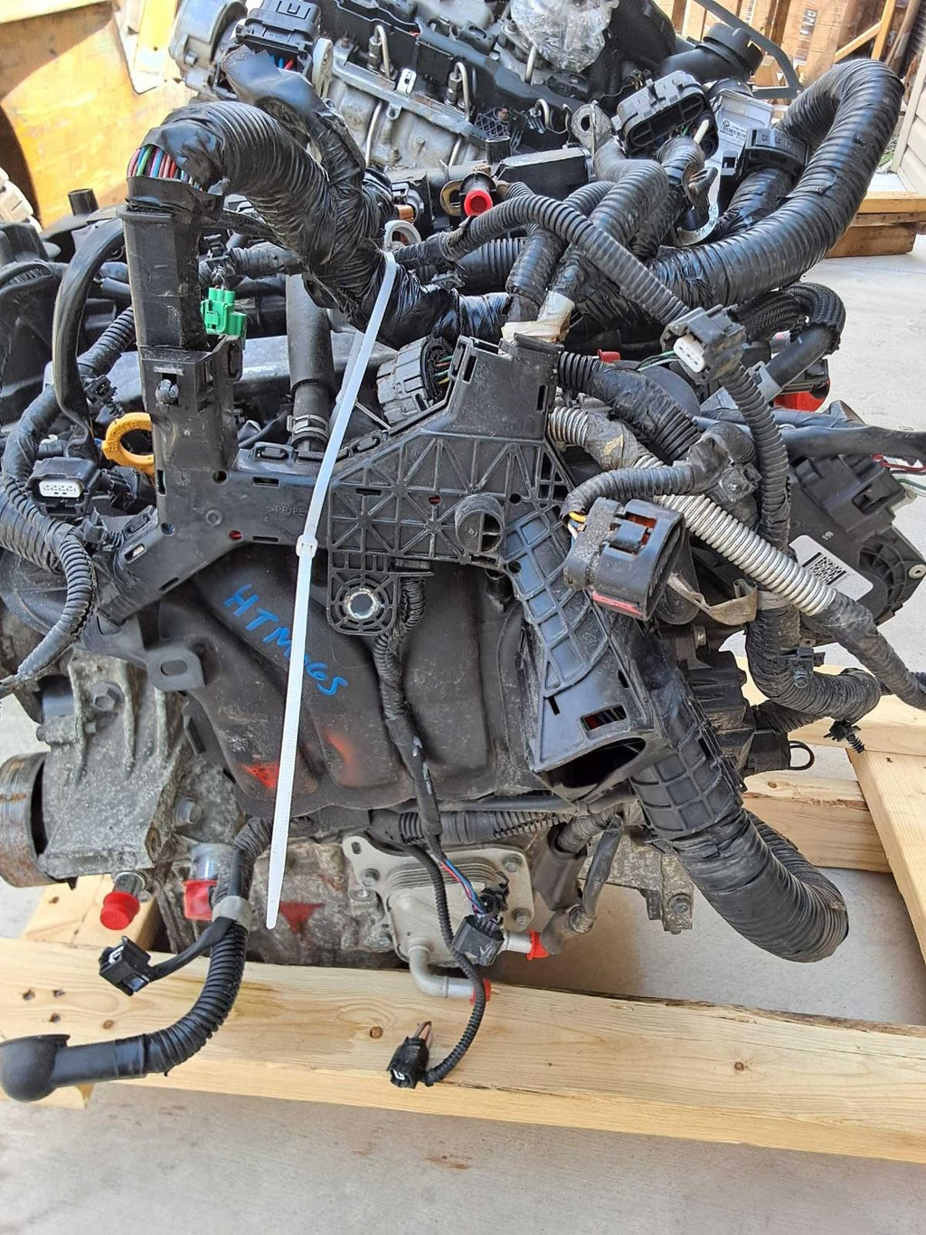 Used Engine Complete Assembly fits: 2020 Nissan Versa 1.6L VIN C 4th digit HR16D