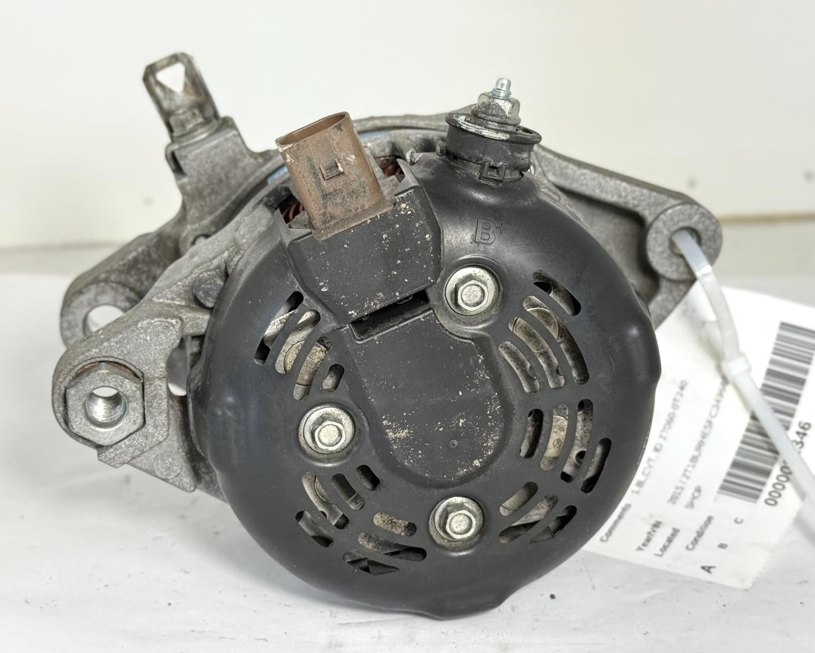 Used Alternator fits: 2015 Toyota Corolla 1.8L 100A ID 27060-0T240 Grade A