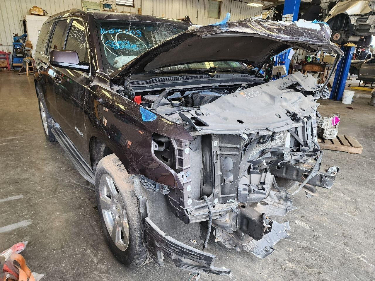 Used Left Door Mirror fits: 2016 Chevrolet Tahoe power w/o turn signal Left Grad