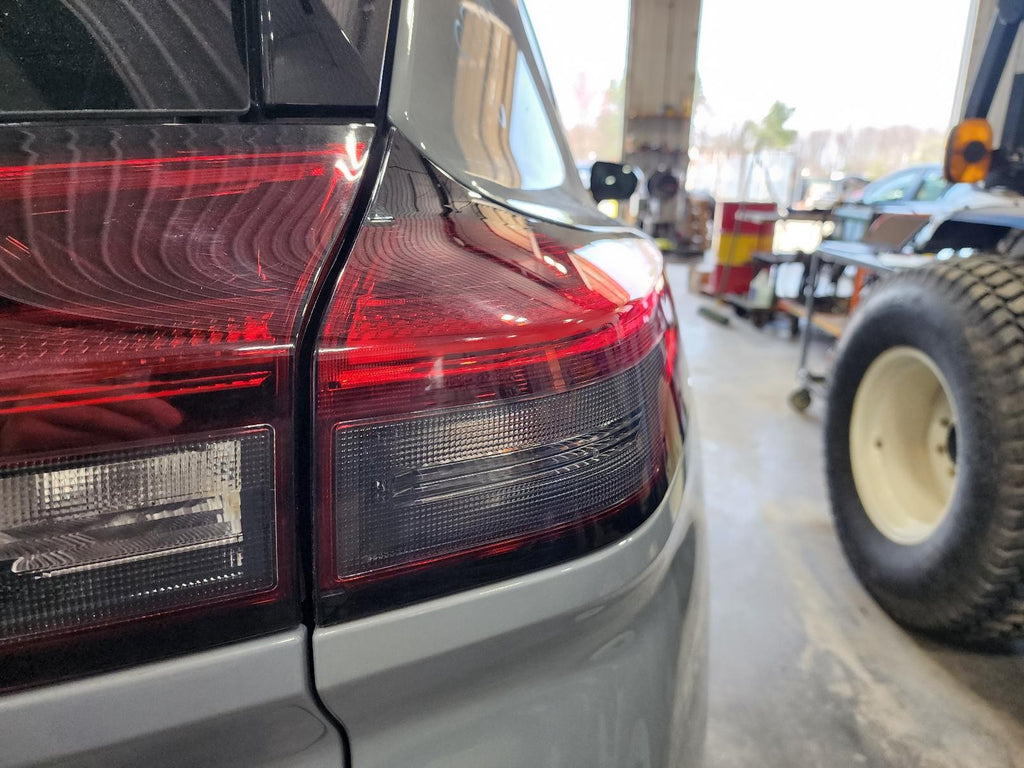 Used Right Tail Light Assembly fits: 2023 Nissan Rogue US built quarter panel mo