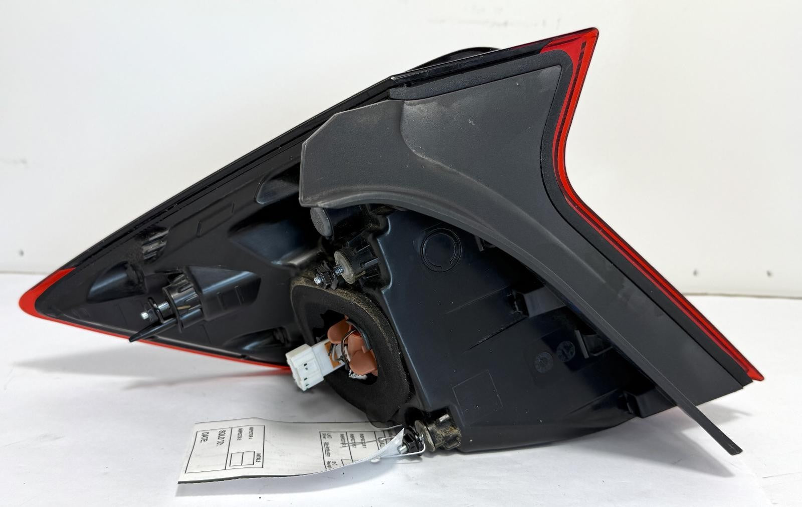 2020-2022 HYUNDAI SONATA TAILLIGHT RIGHT PASSENGER SIDE OEM
