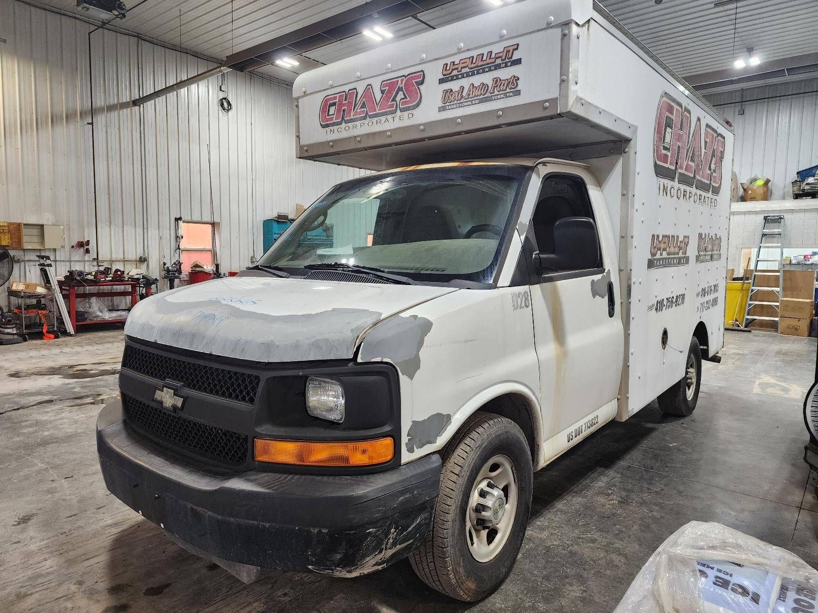 Used Engine Coolant Reservoir fits: 2010 Chevrolet Express 3500 van gasoline Gra