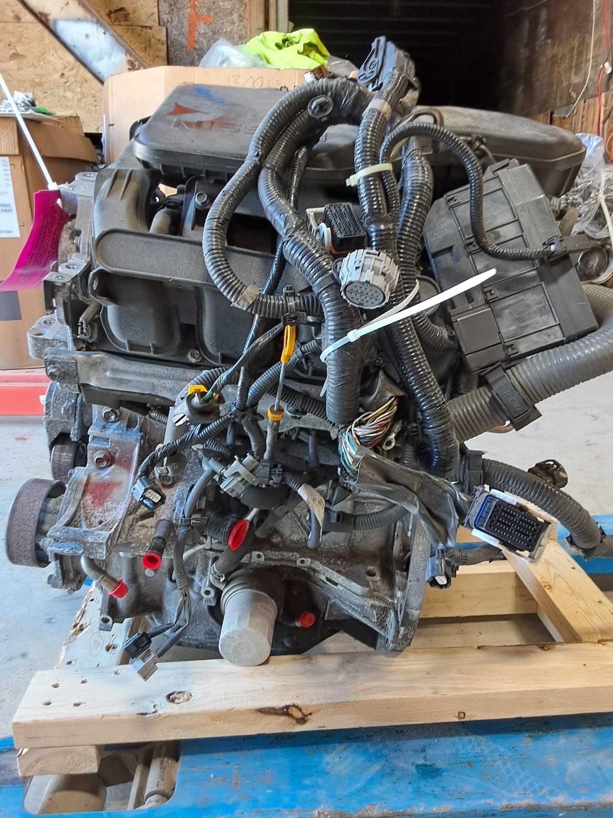 Used Engine Complete Assembly fits: 2020 Nissan Rogue sport 2.0L VIN B 4th digit