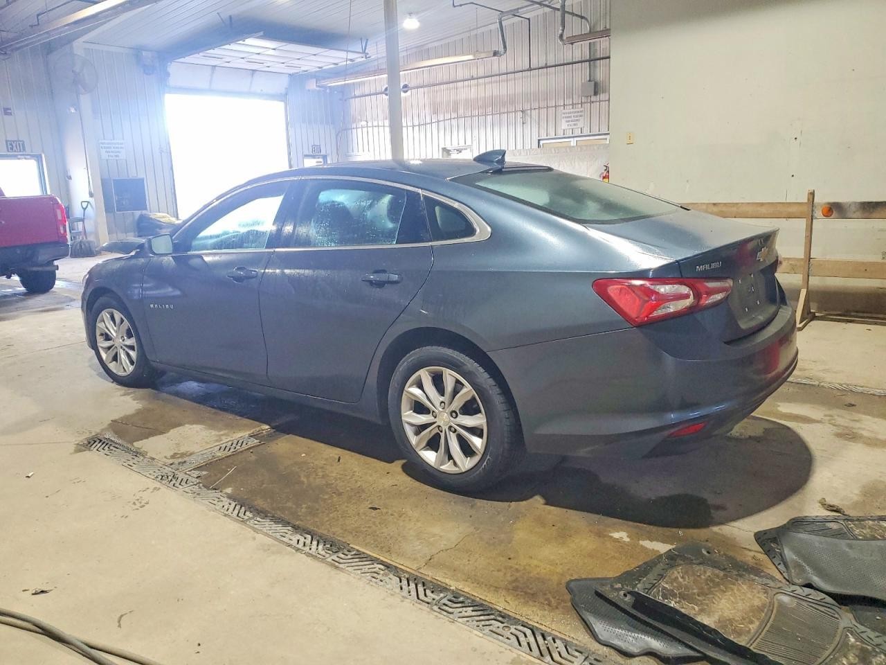 Used Front Left Outer Drive Axle Shaft fits: 2020 Chevrolet Malibu front axle 1.