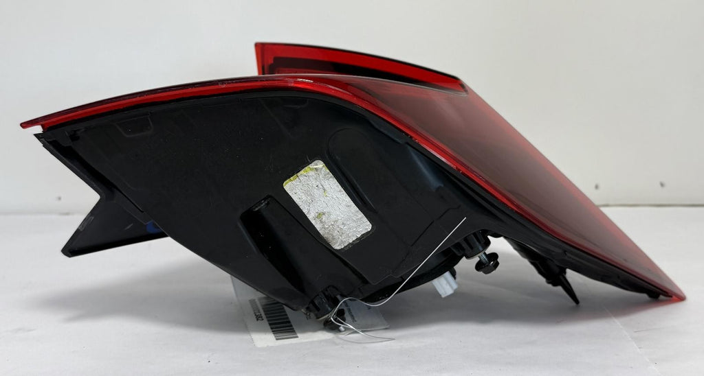 2020-2022 HYUNDAI SONATA TAILLIGHT RIGHT PASSENGER SIDE OEM