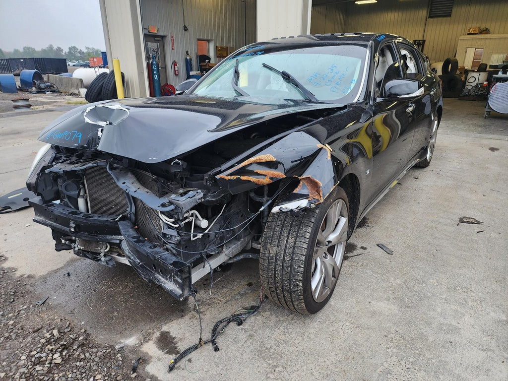 Used Front Right Seat Front fits: 2018 Infiniti Q70 bucket air bag leather elect
