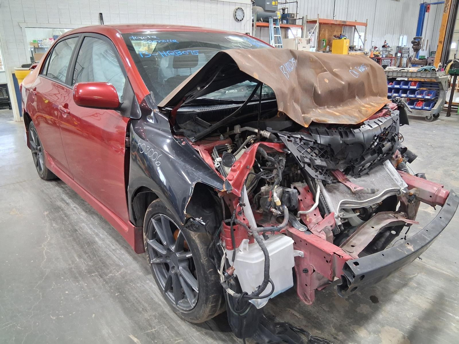 Used Front Left Door Window Regulator Front fits: 2013 Toyota Corolla electric F