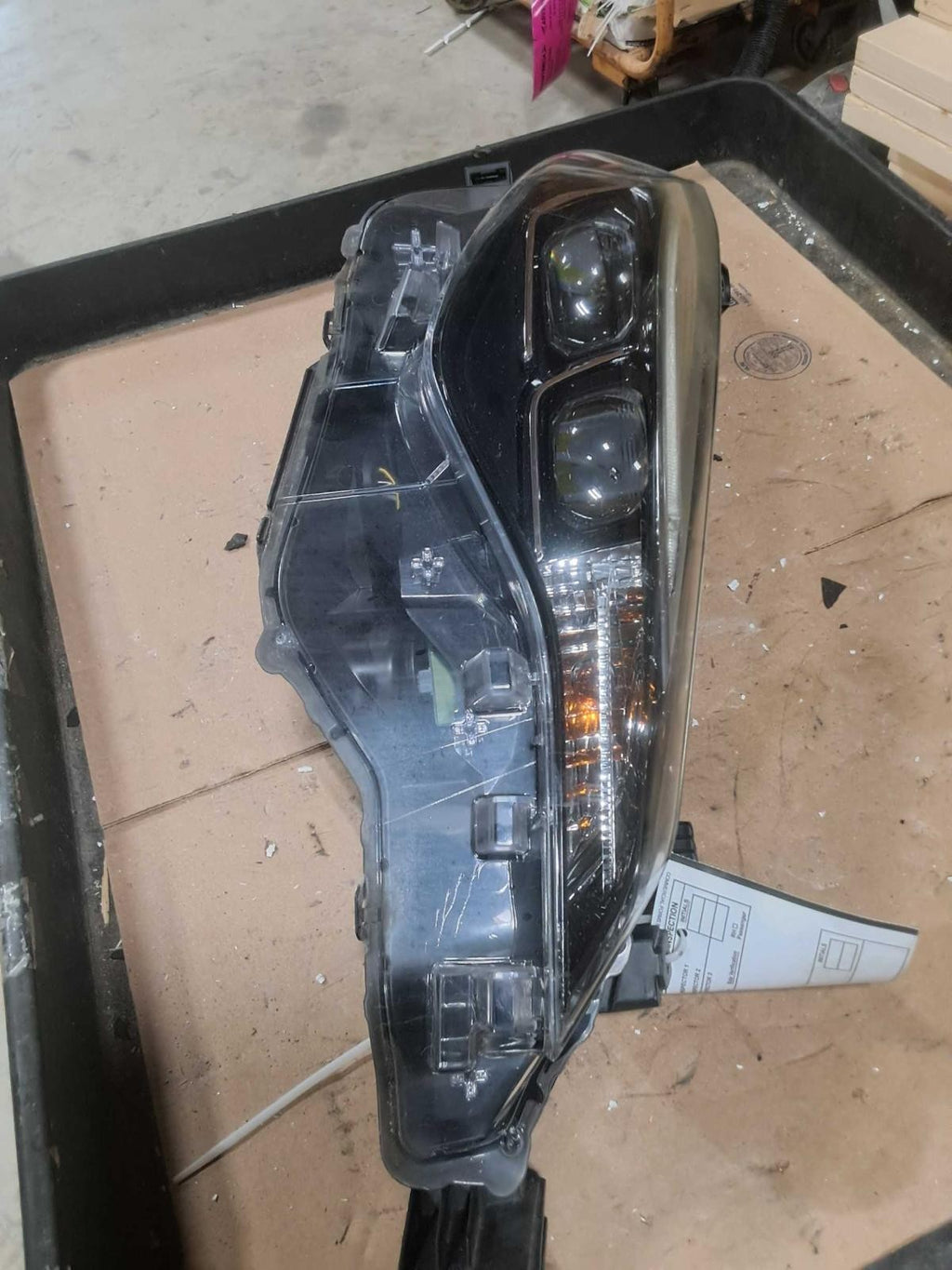 Used Right Headlight Assembly fits: 2017 Toyota Corolla Sedan multiple LED dual