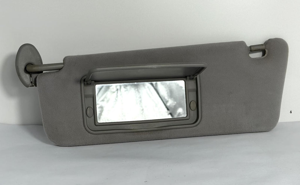 Used Left Sun Visor fits: 2005 Lexus ES330 illuminated Left Grade C